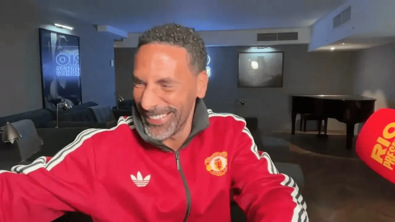 V体育官方app-费迪南德：阿森纳领跑英超算幸运，其他队表现太差且不稳定